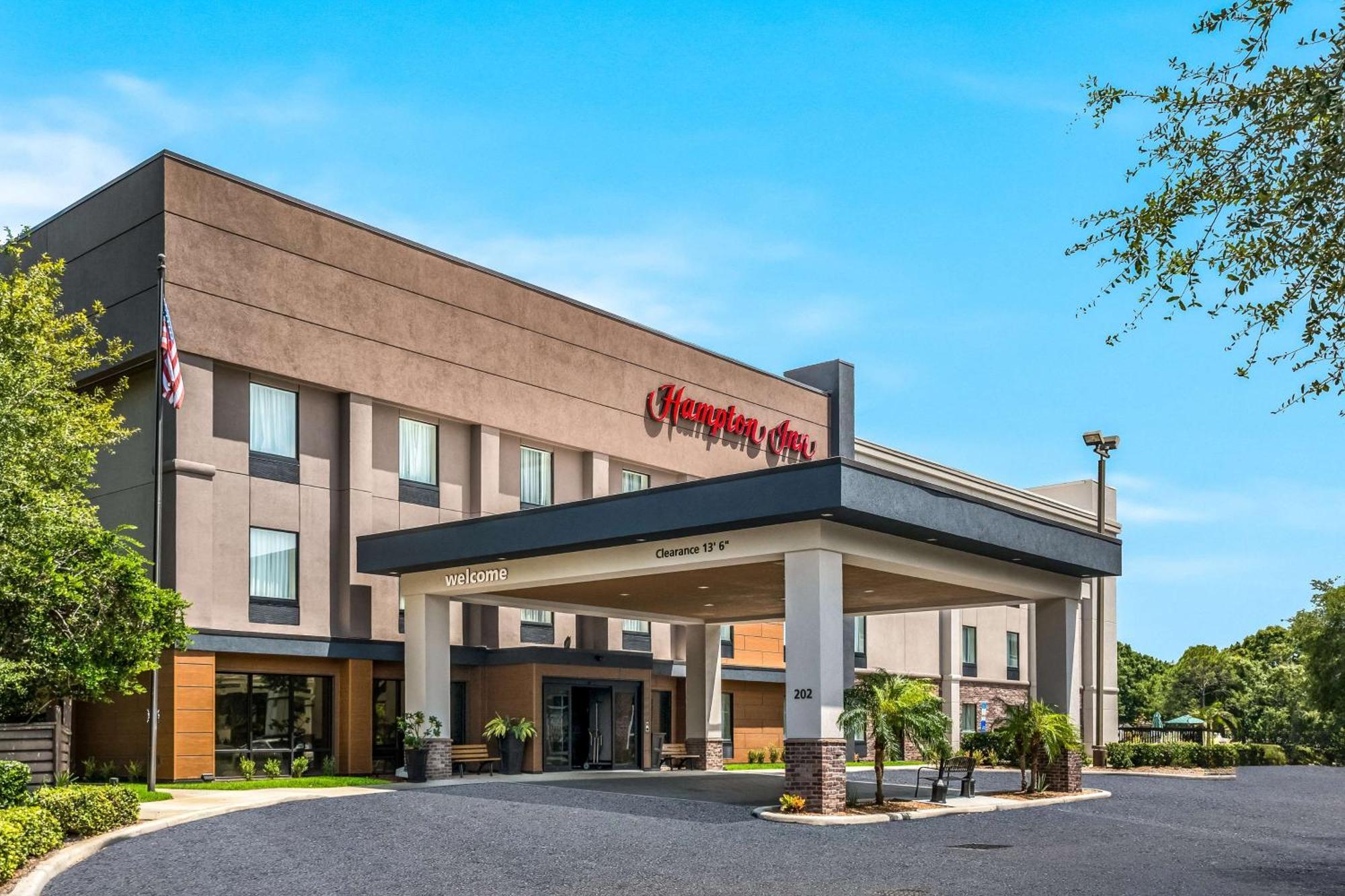 Hampton Inn Уинтър Хевън Екстериор снимка