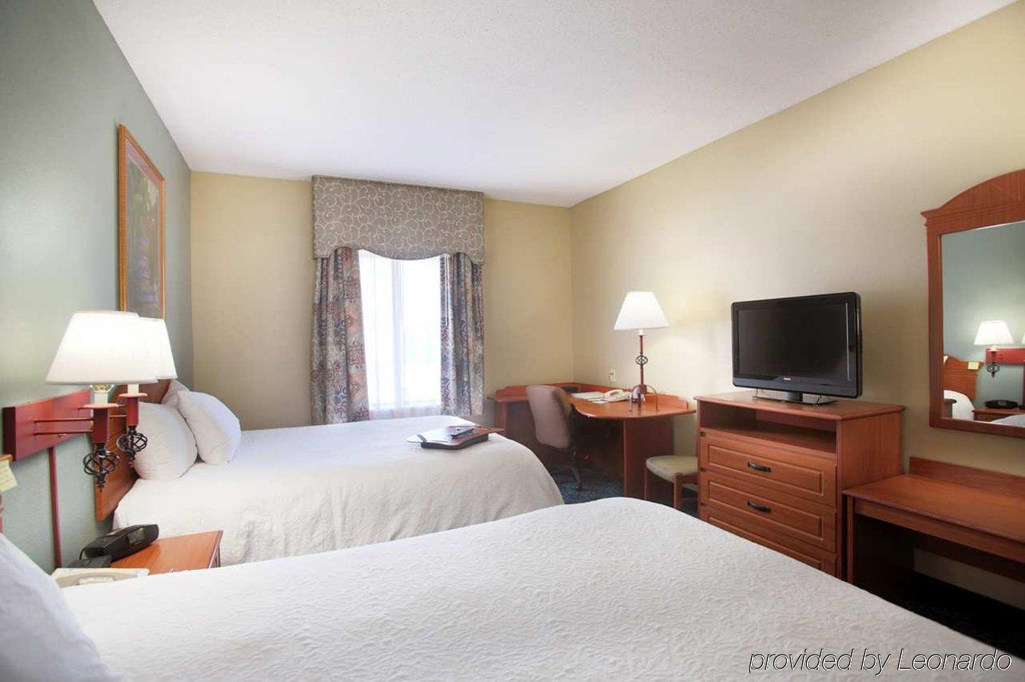 Hampton Inn Уинтър Хевън Екстериор снимка